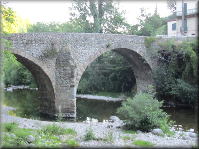 Le Pont sur L'Arre à Avèze