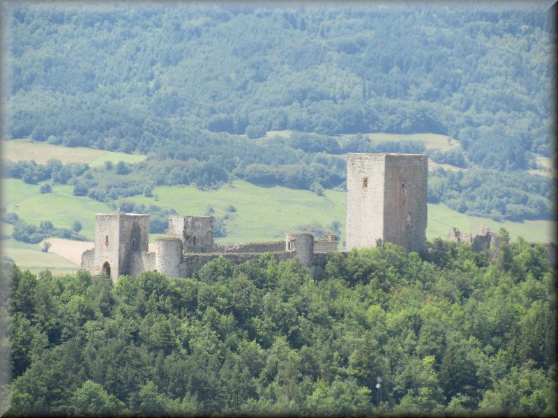 Vue sur le Château de Puivert