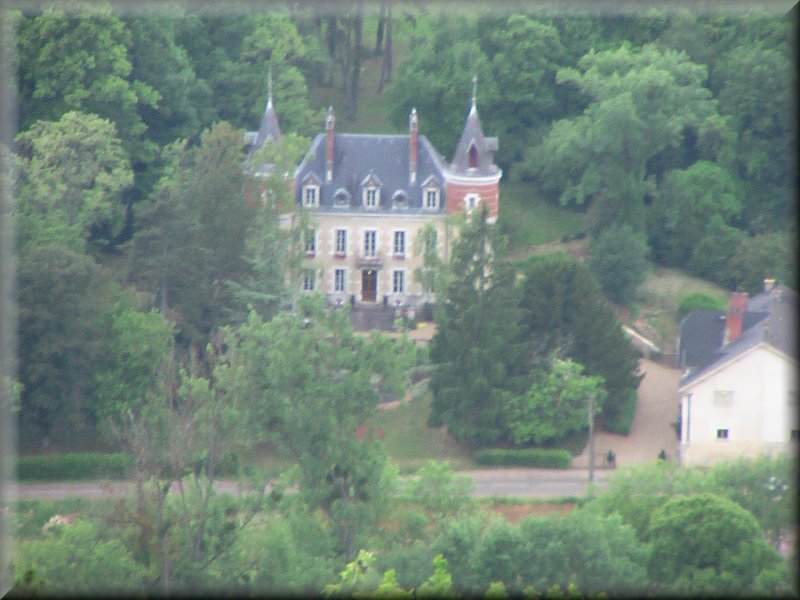 Le Château de l’Etang Vergy