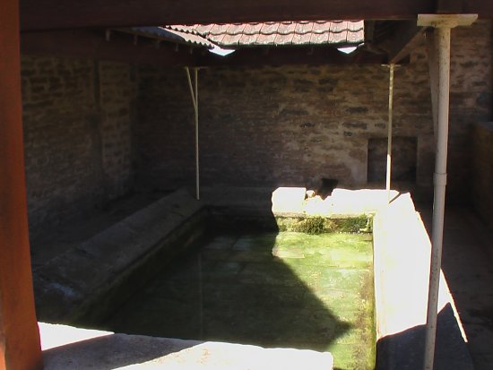 lavoir-Chamilly.jpg